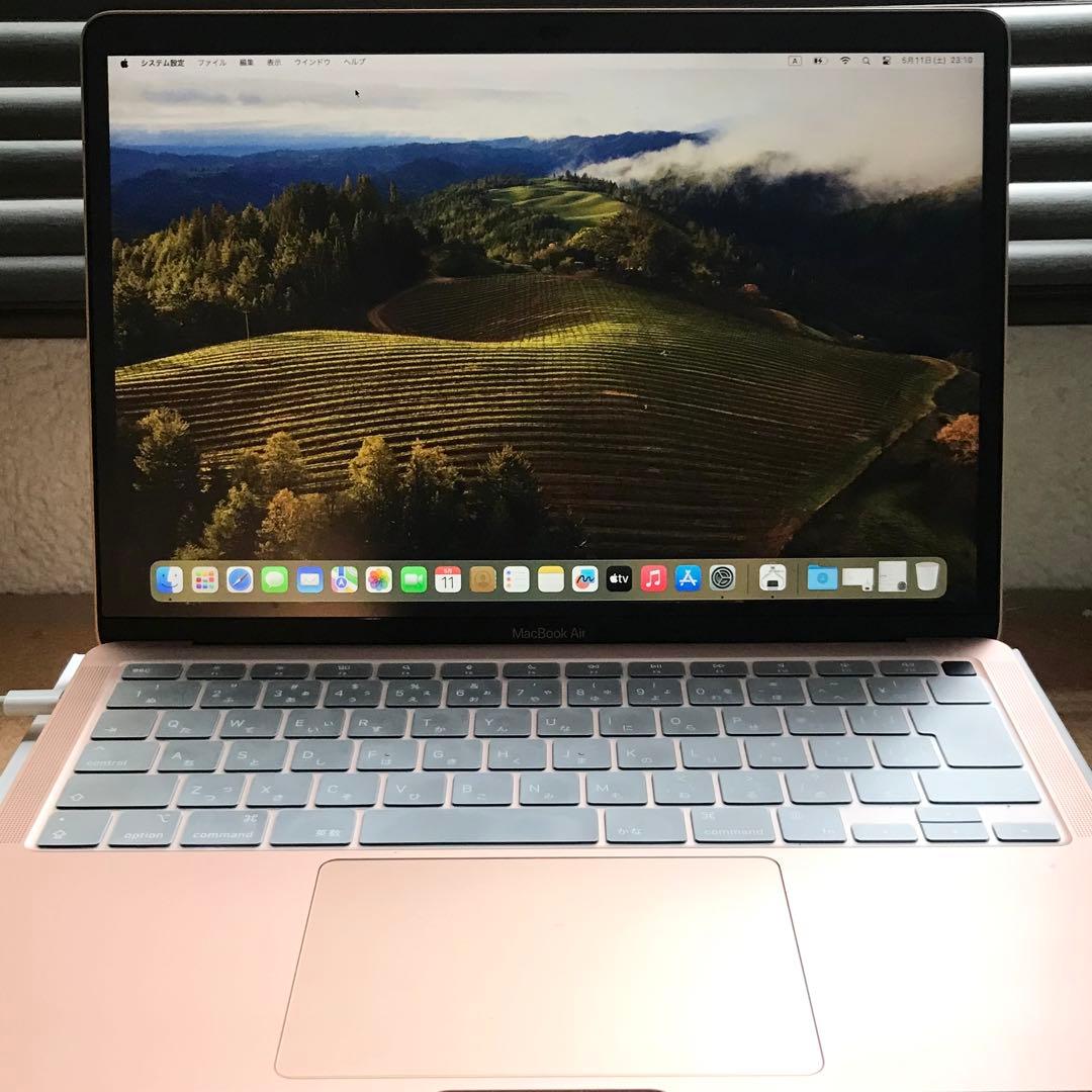 美品 MacBook Air 13 インチ M1 8GB 256GB