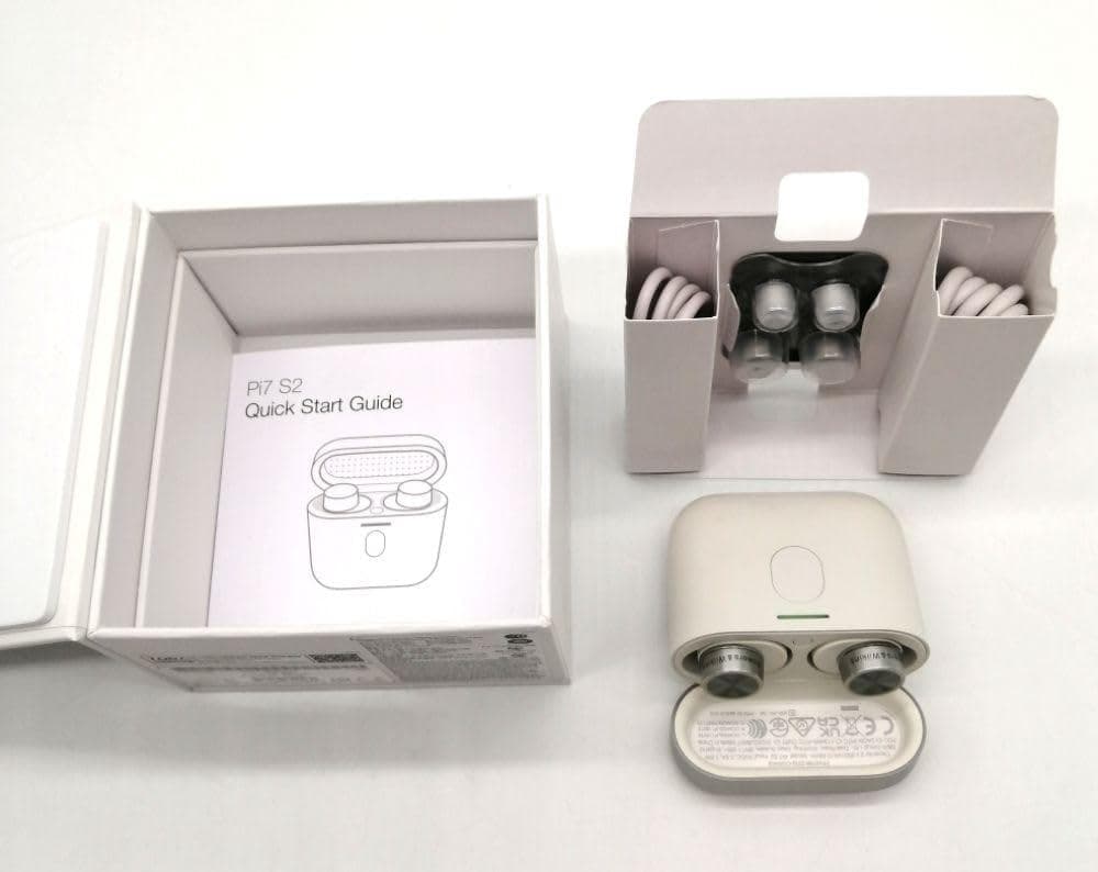 Bowers & Wilkins キャンバス・ホワイト B&W Pi7S2/CW