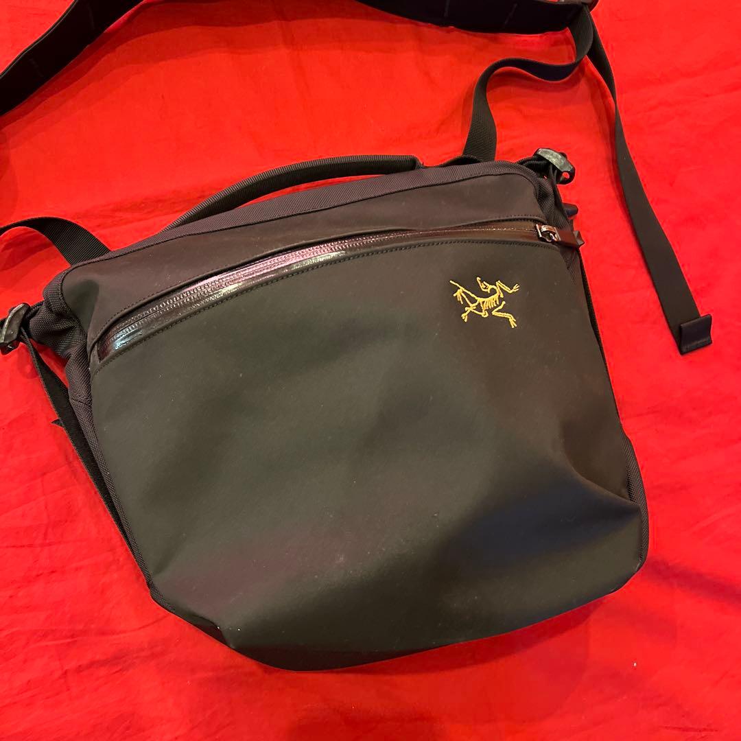 【廃番モデル】　アークテリクス　アロー8　arro 8　ショルダーバッグ