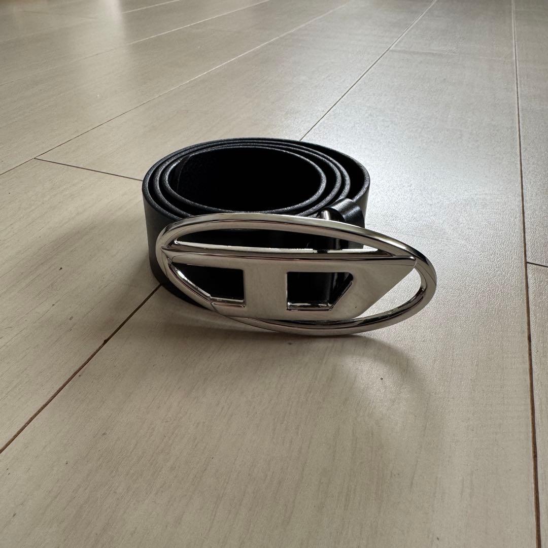 DIESEL 黒レザーオーバルバックルベルト