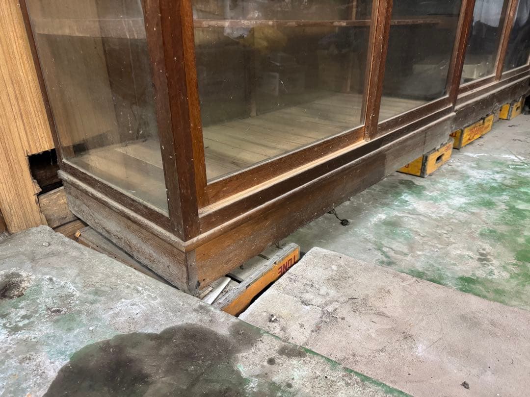 昭和レトロ 商品棚 ショーケース 引き取り限定（左側）