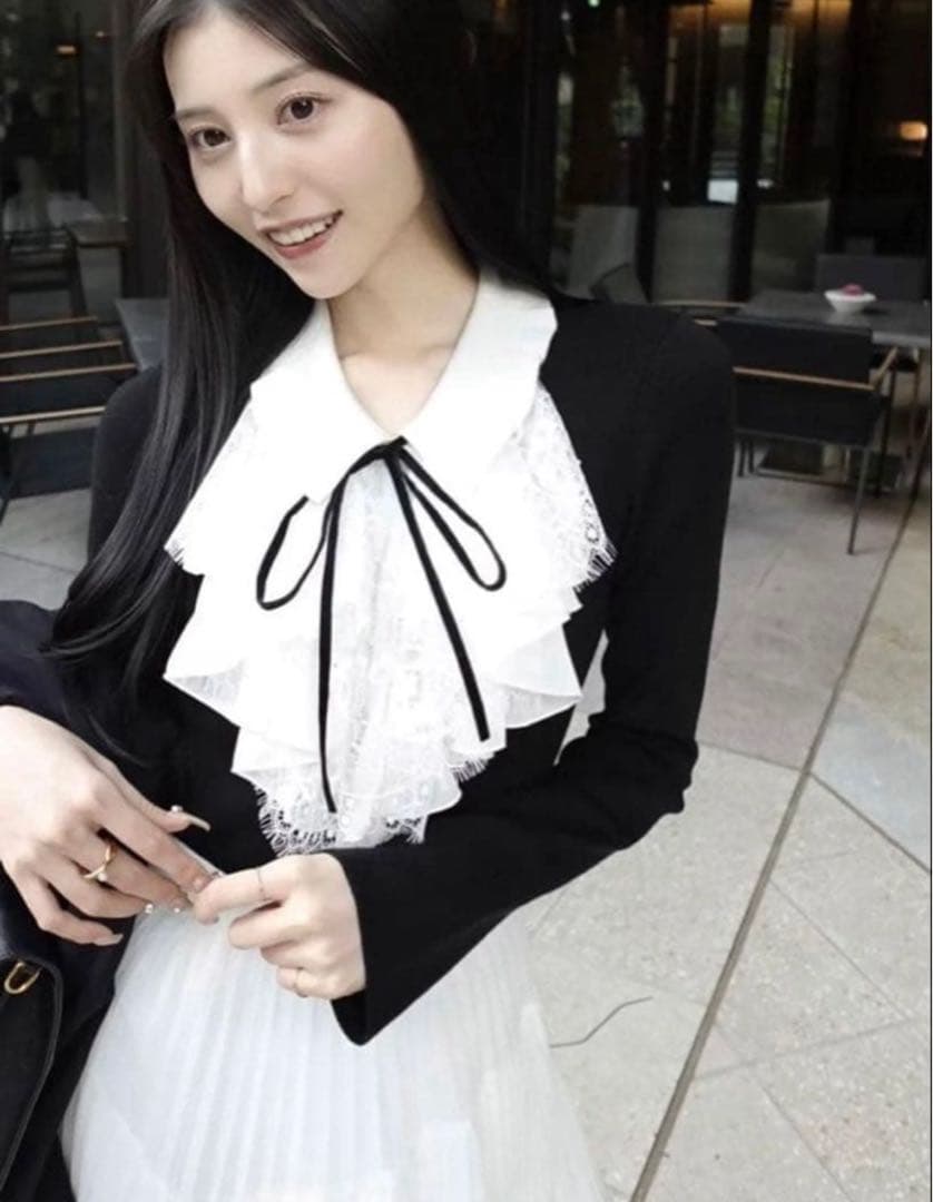 SNIDEL Sustainableレイヤードラッフルニットプルオーバー