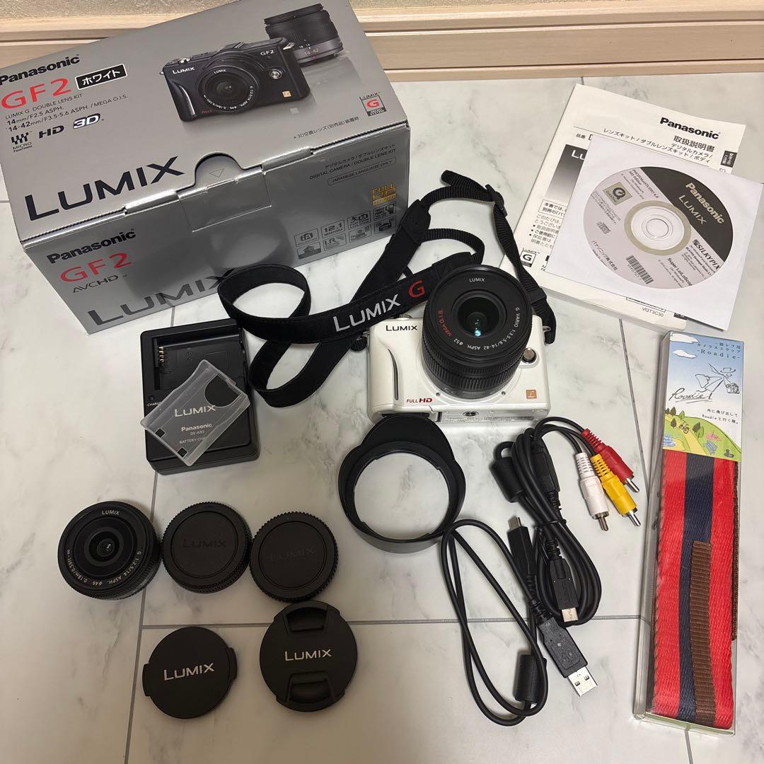 デジタル一眼カメラ　DMC-GF2W Panasonic LUMIX
