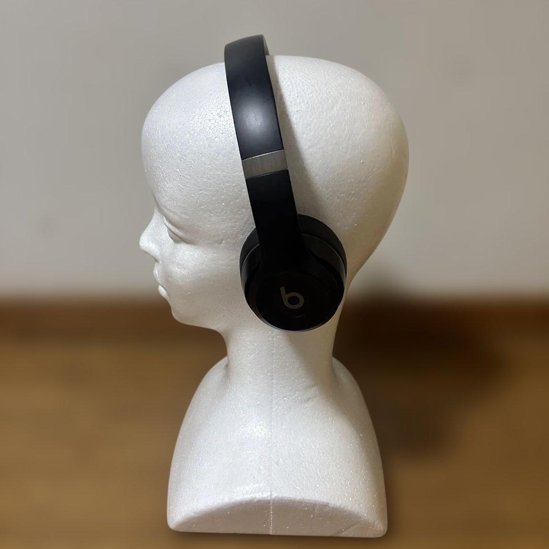 Beats Solo 4 ワイヤレスヘッドホン ブラック