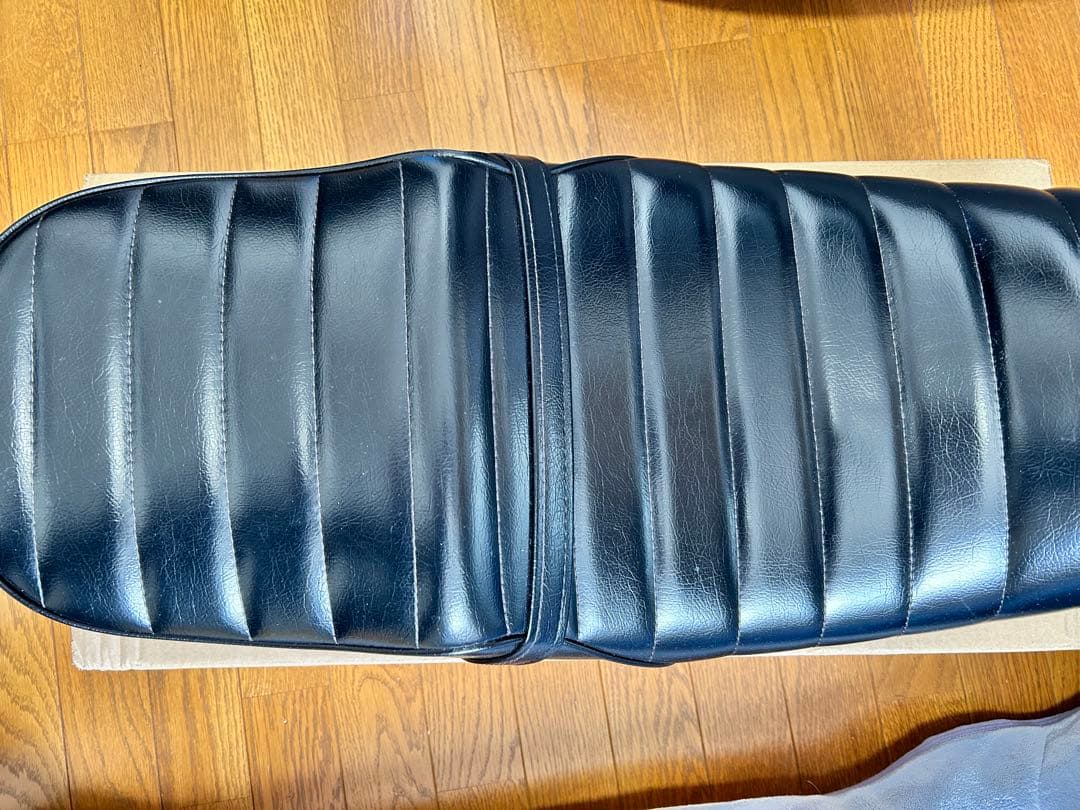 ＮＣ３９　ＮＣ４２黒皮　タックロールシート　/ CB400SF VTEC