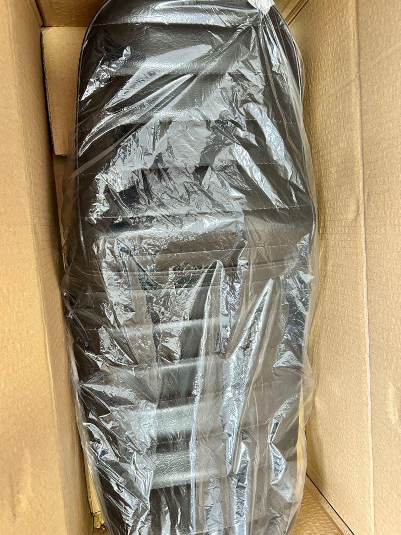 ＮＣ３９　ＮＣ４２黒皮　タックロールシート　/ CB400SF VTEC