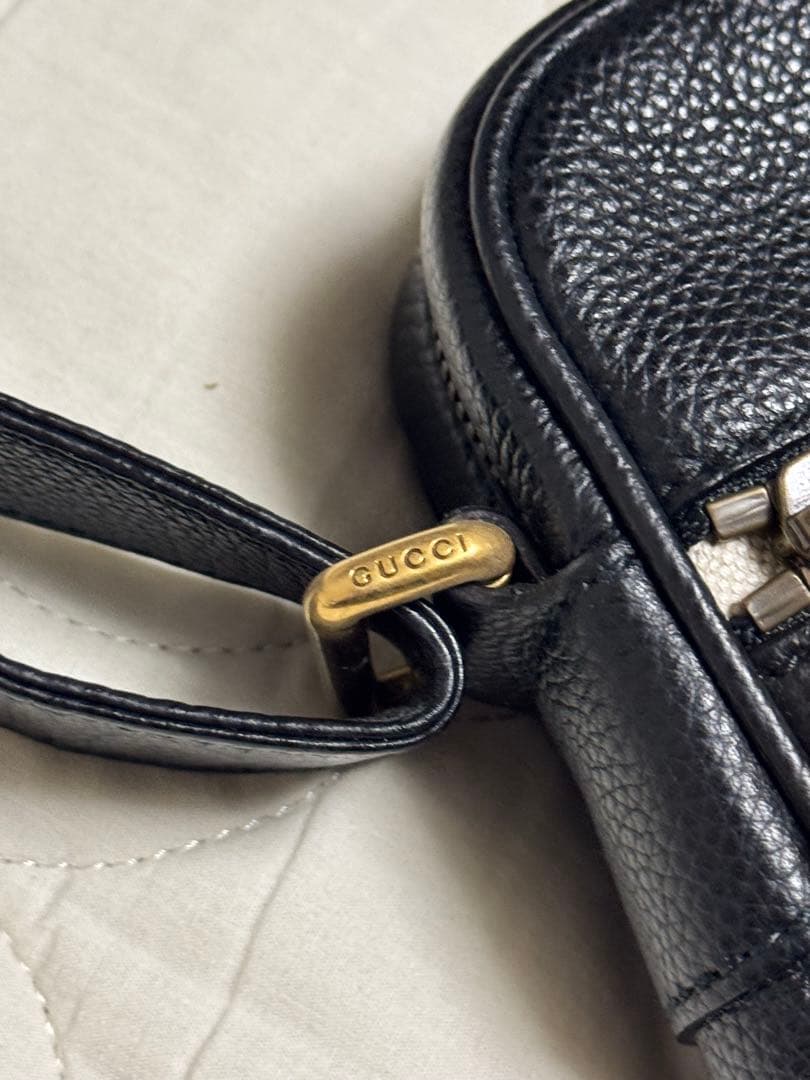 I*H様 GUCCI（グッチ）メッセンジャーバッグ 品番574803