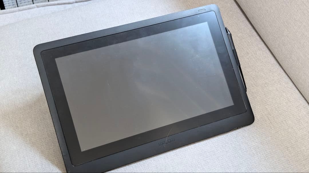 【スタンド付】Wacom Cintiq 16 液タブ 箱・付属品 DTK1660