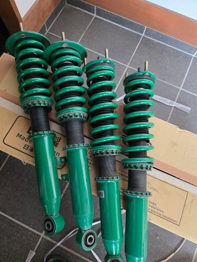 TEIN FLEX Z車高調　210クラウン