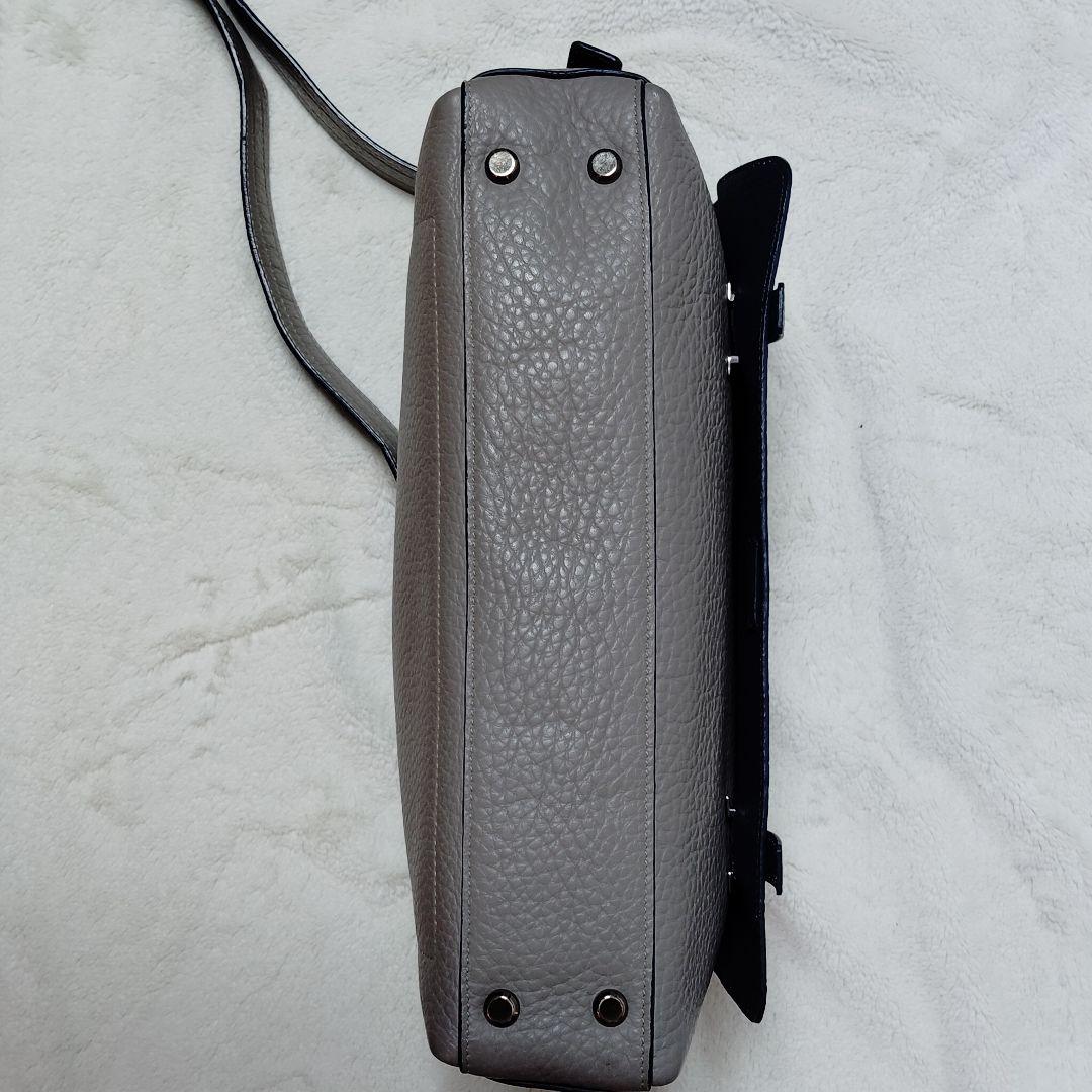 【売約済み】 フルラ ジョーヴェ メッセンジャーバッグ シボ革 A4可 大容量