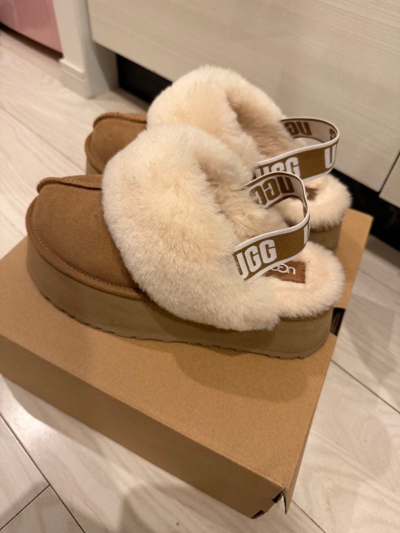 UGG FUNKETTE ファンケット 24cm チェスナット