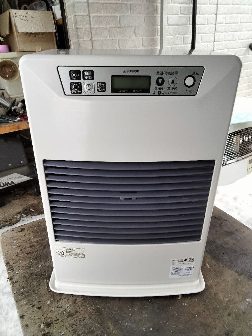 札幌発サンポットFF温風石油ストーブ！品番「FF‐4211TL」2019年式中古