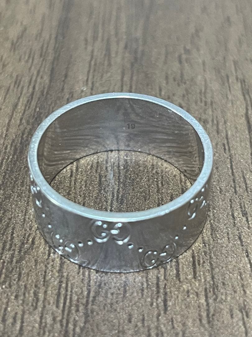 GUCCIアイコンリング ワイドK18（750刻印あり）ホワイトゴールド19号