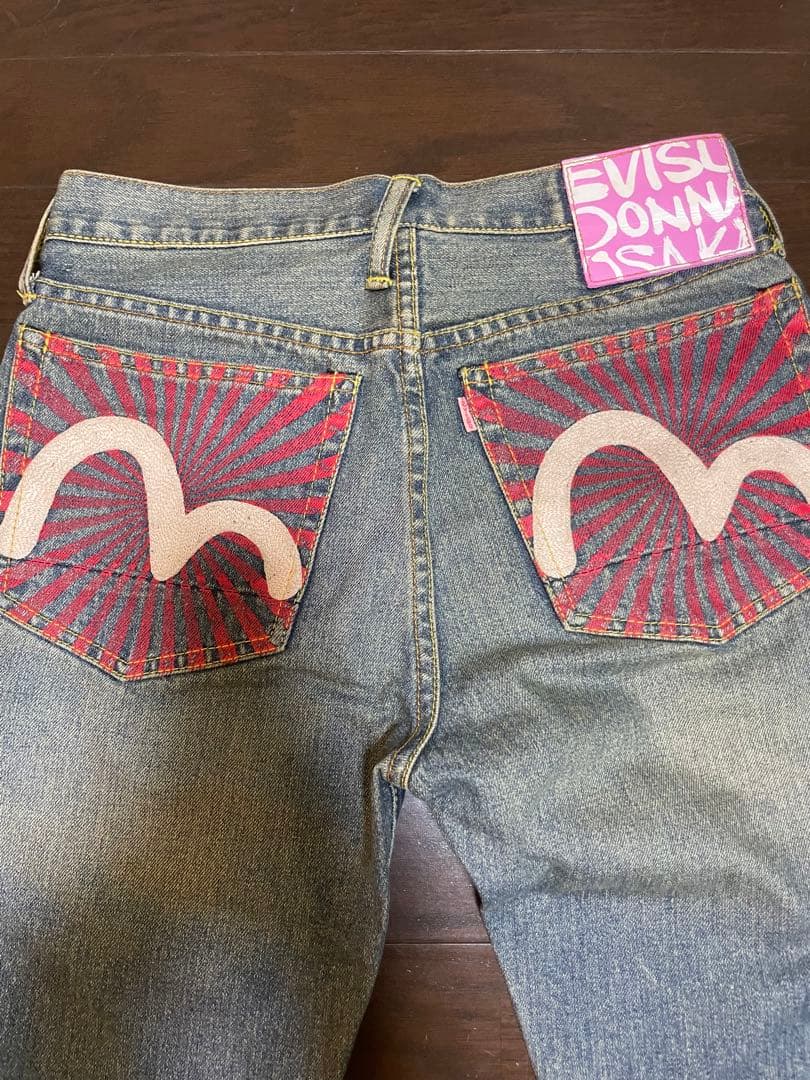 エヴィスジーンズ　レディース　日章