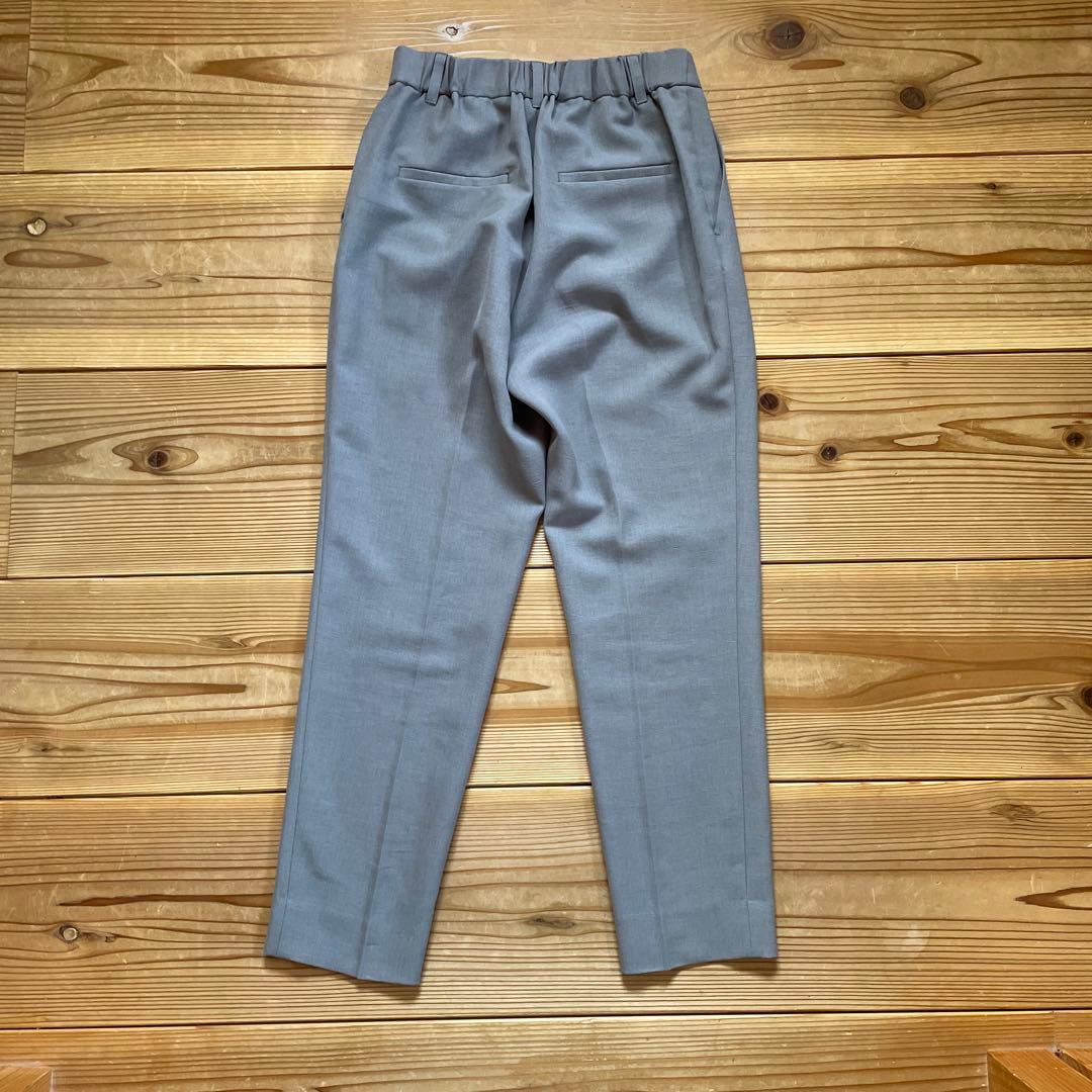 現行品【INDIVI】ノーカラージャケット＋タックテーパードパンツ　グレー