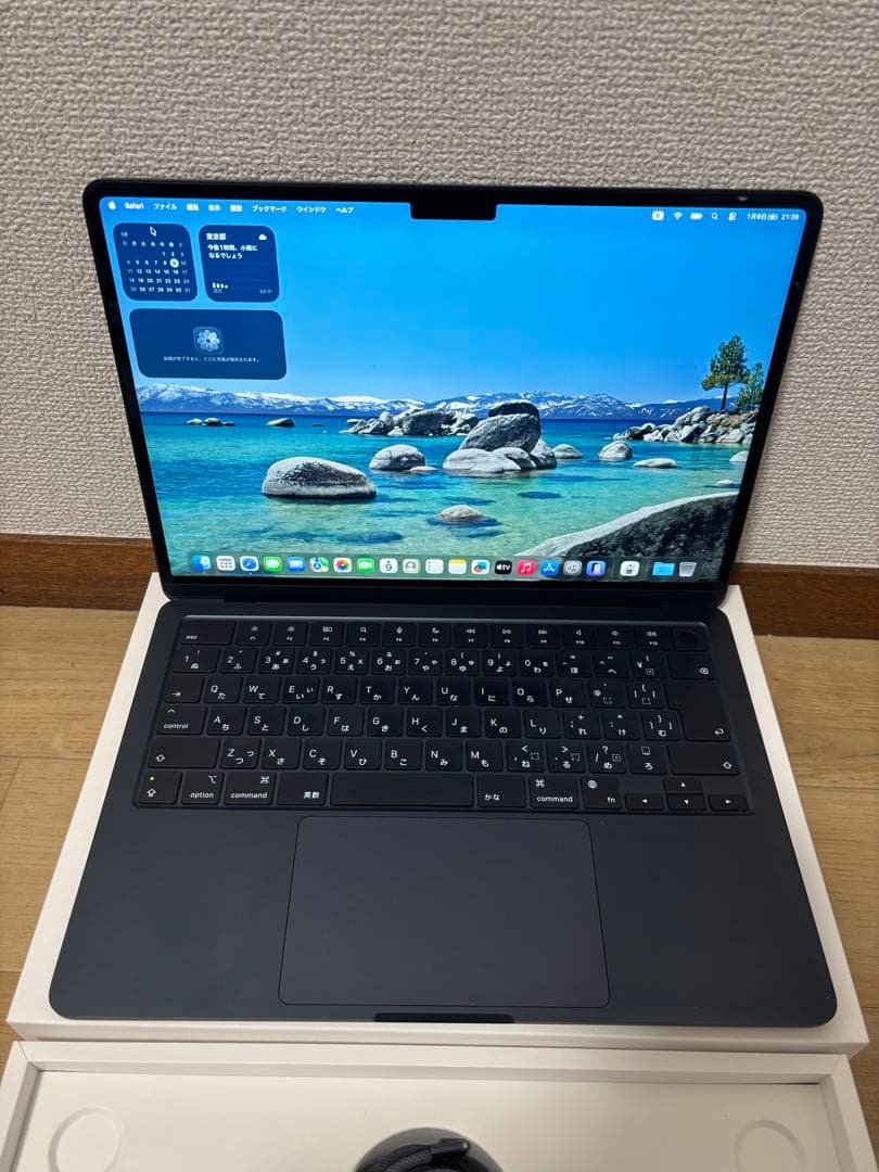 バッテリー新品同様 M2 Macbook Air 13インチ　A2681 256