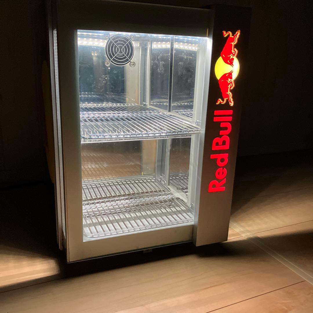RedBull レッドブル冷蔵庫