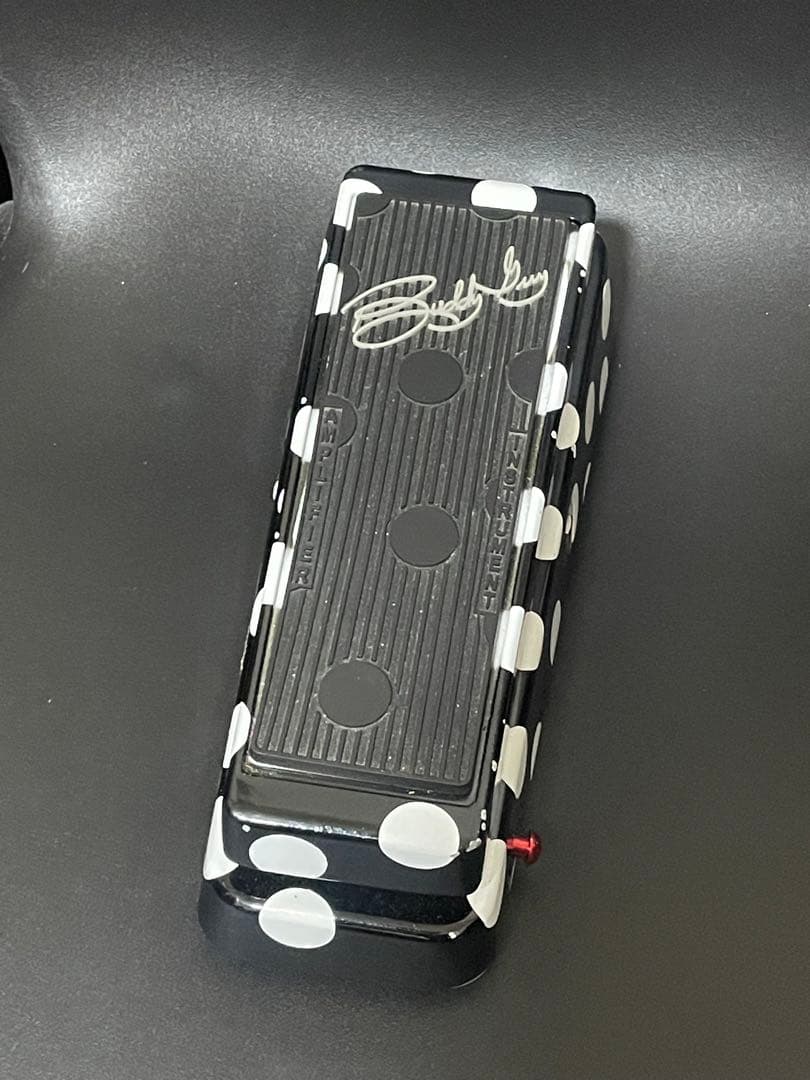 ギター Cry Baby BG95 Buddy Guy Signature Wah