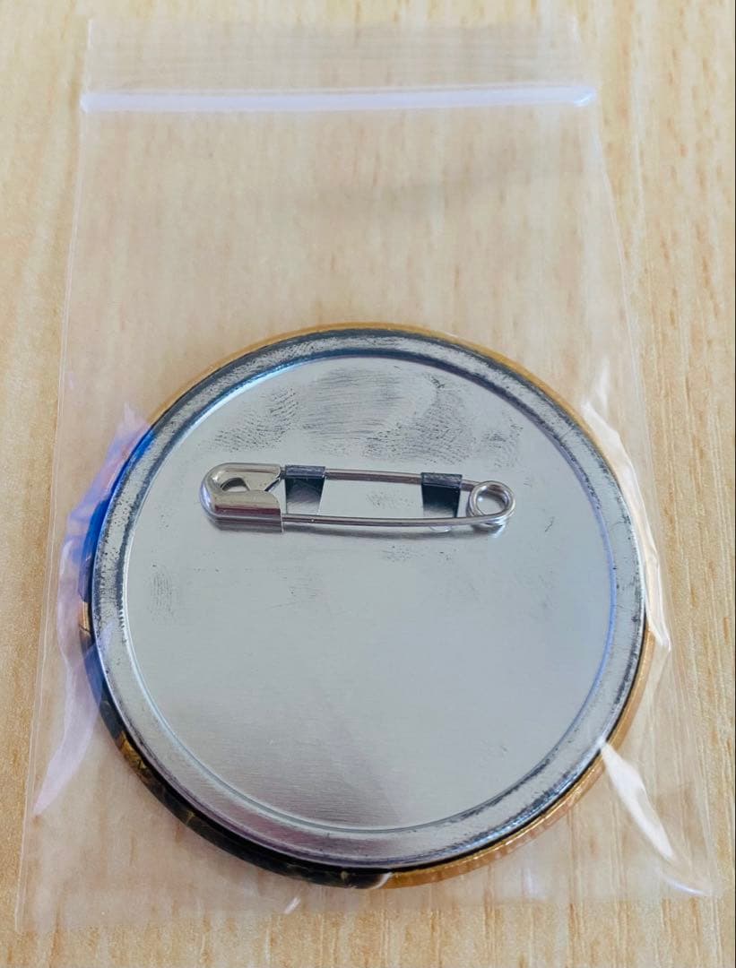 MARVEL アベンジャーズ 10周年 缶バッジ　バッキー