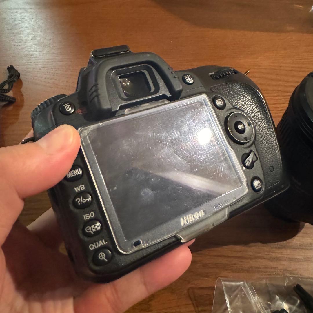 Nikon D90 ニコン AF-S DX 18-200mm レンズキット付