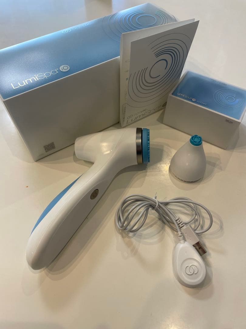 最終値下げ　超美品　LumiSpa io ルミスパio 美顔器