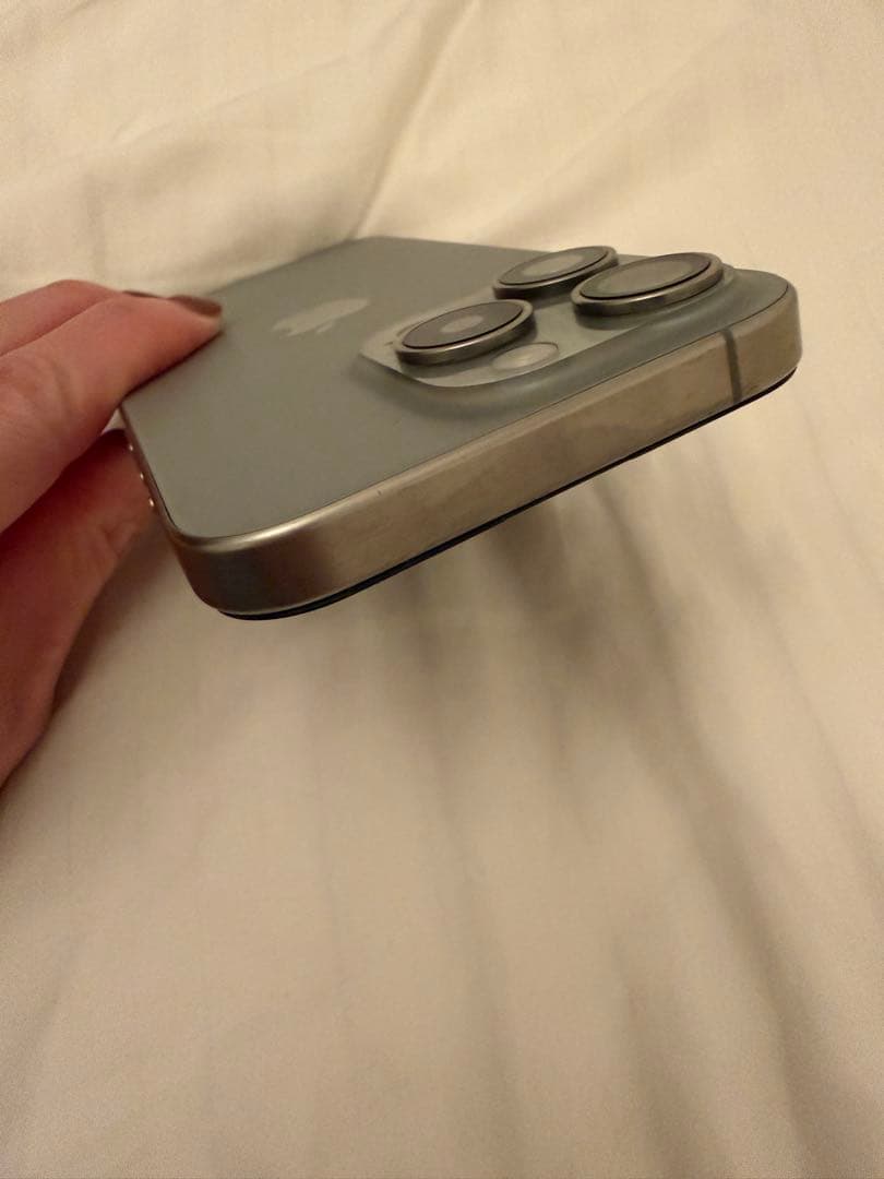 Apple iPhone 15 Pro + ケース　128GB アイフォン