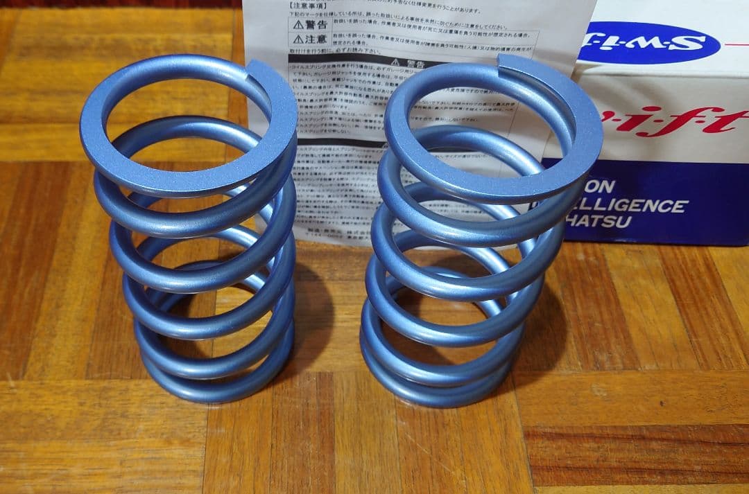 Swift スプリング　Z60-152-060 　2本セット