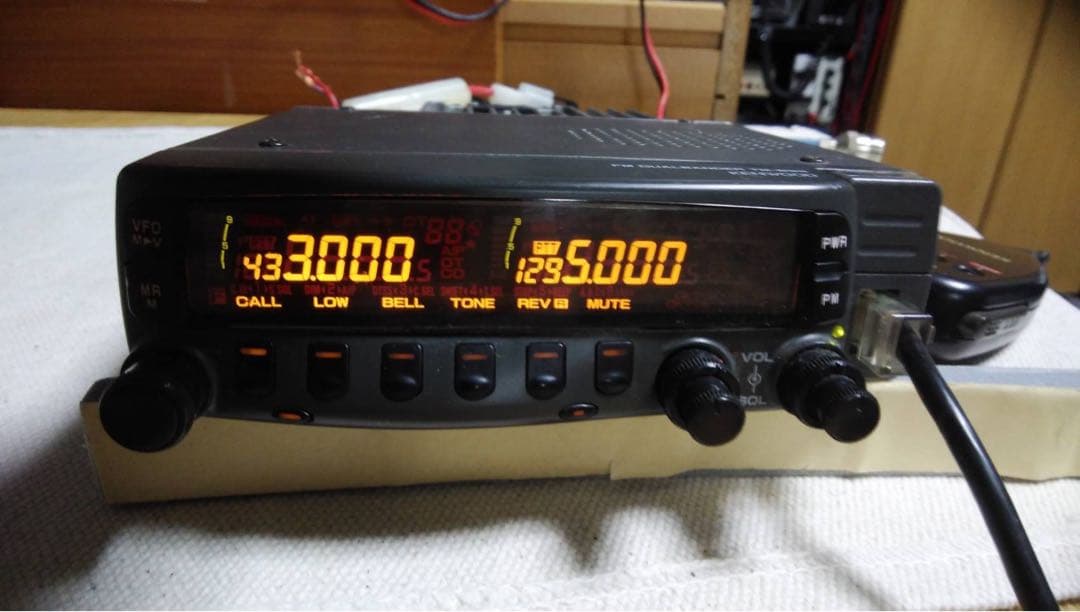 アマチュア無線　TM-833 430.1200