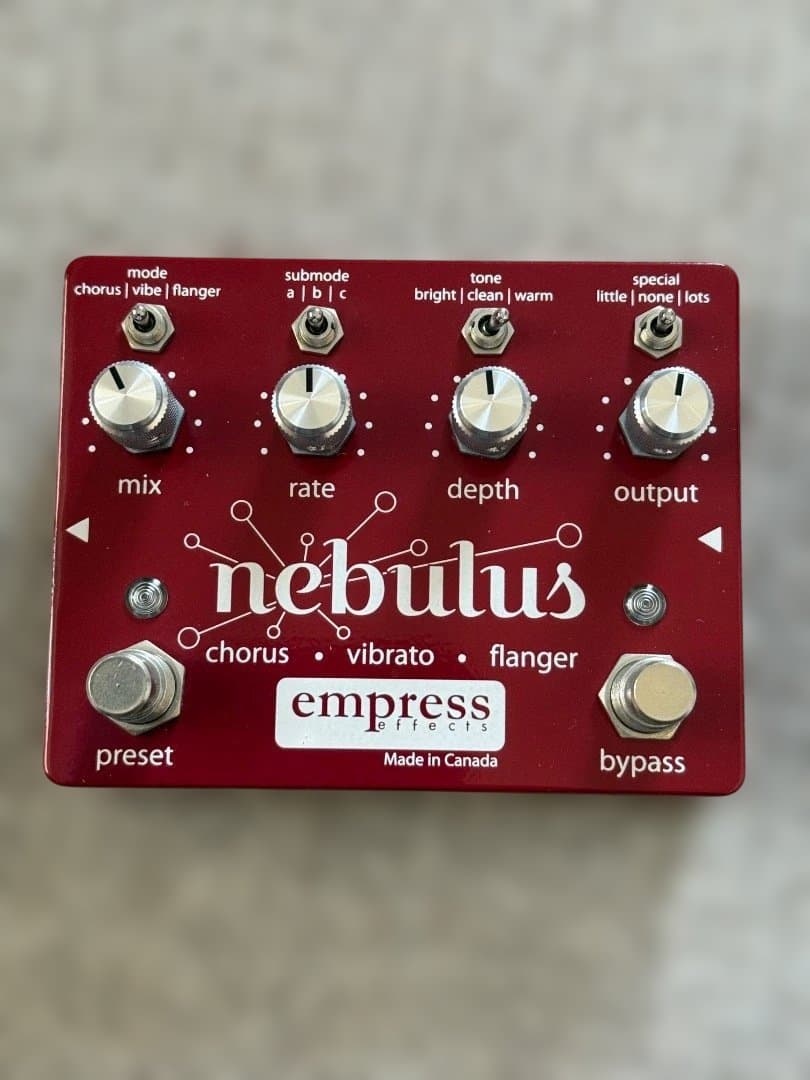 Empress Effects Nebulus モジュレーションエフェクター