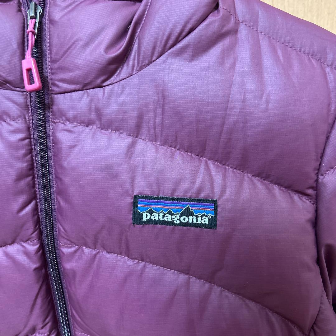 Patagonia ダウンジャケット 紫 XSサイズ 保存袋付き