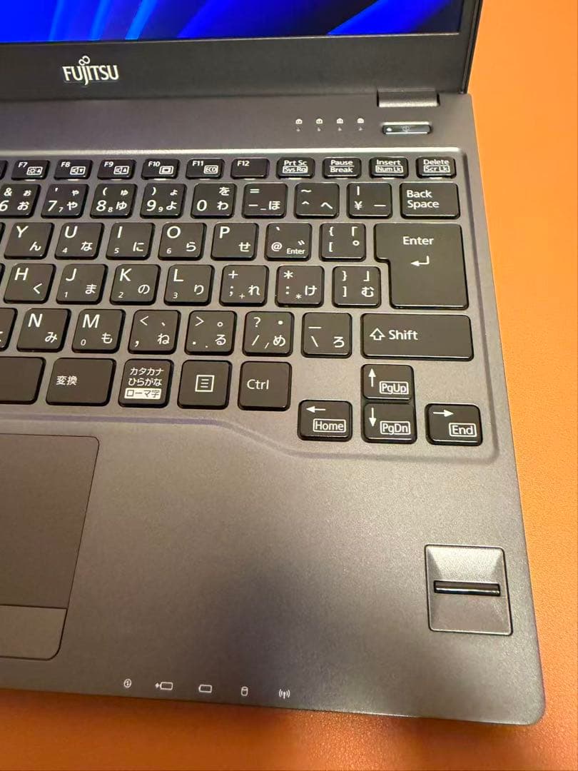 美品Fujitsu U937/R i5-7300u 8G-256G 07