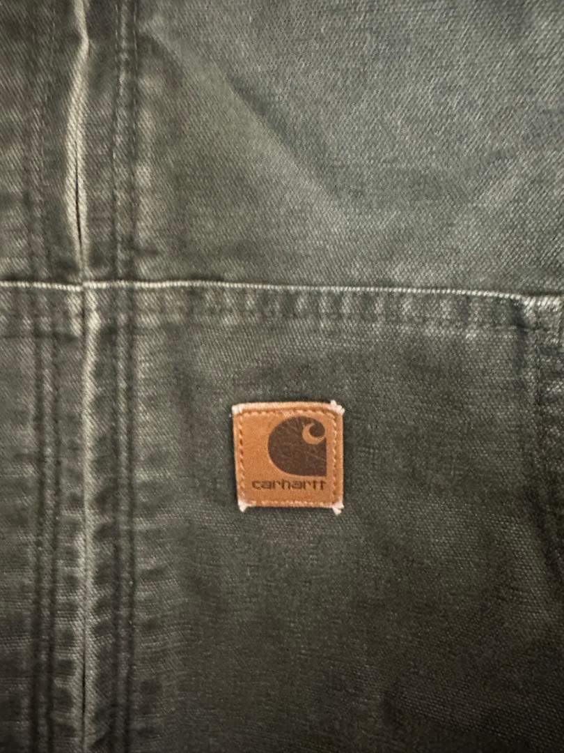 Carhartt フード付きジャケット カーキー
