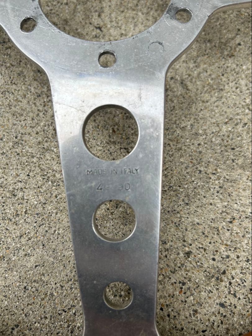 MOMO モモ、ウッドハンドル　旧車、