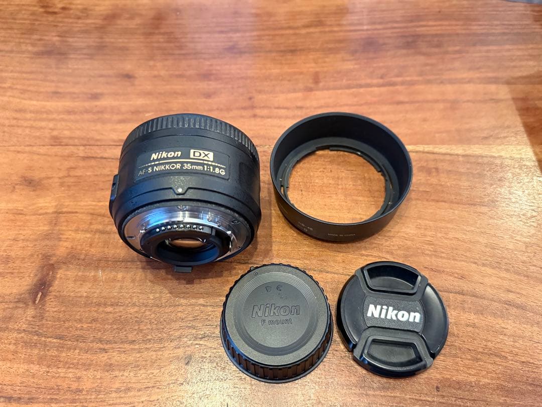 Nikon AF-S NIKKOR 35mm F1.8 G ニコン　単焦点レンズ