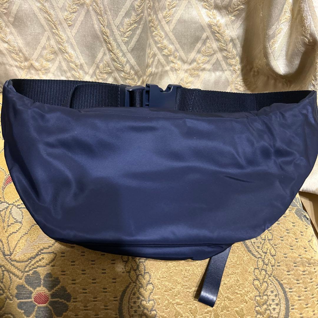 美品‼️お買得‼️トリーバーチ ナイロン ウエストポーチ ボディバッグ バッグ