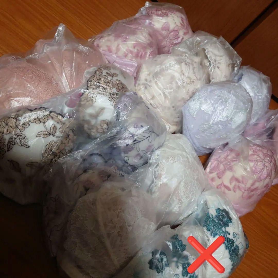 花柄刺繍ブラジャーショーツセット C70　下着　上下　まとめ売り