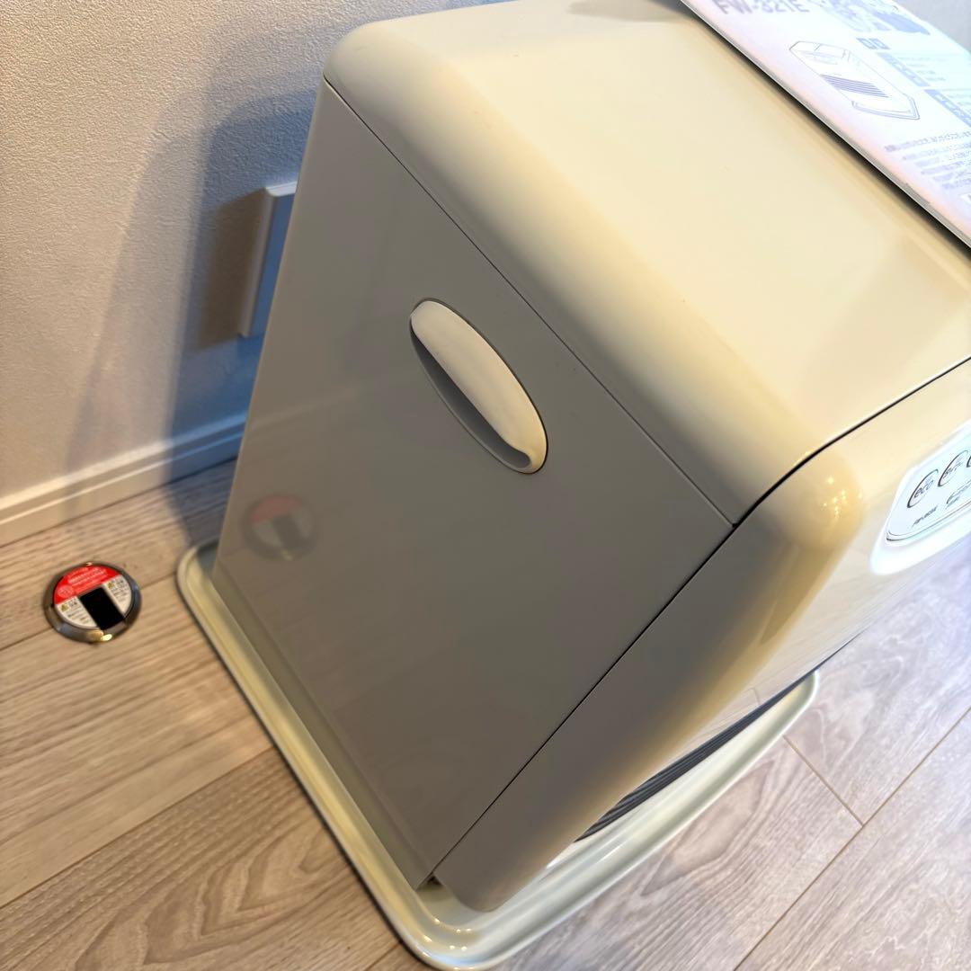 はやちゃんマン ダイニチ ブルーヒーター 13畳 FW-3620L