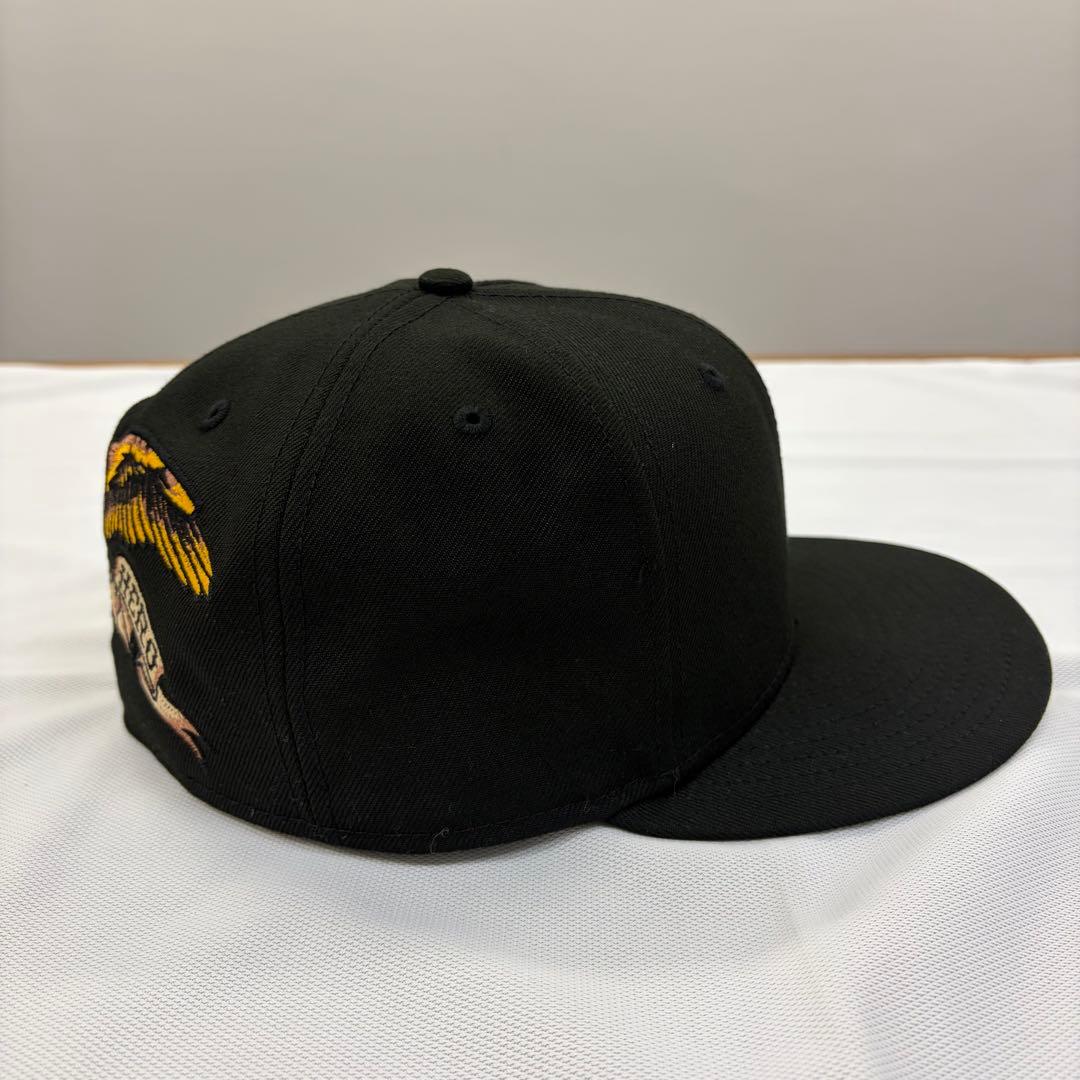 Supreme / ANTI HERO NewEra ベースボールキャップ