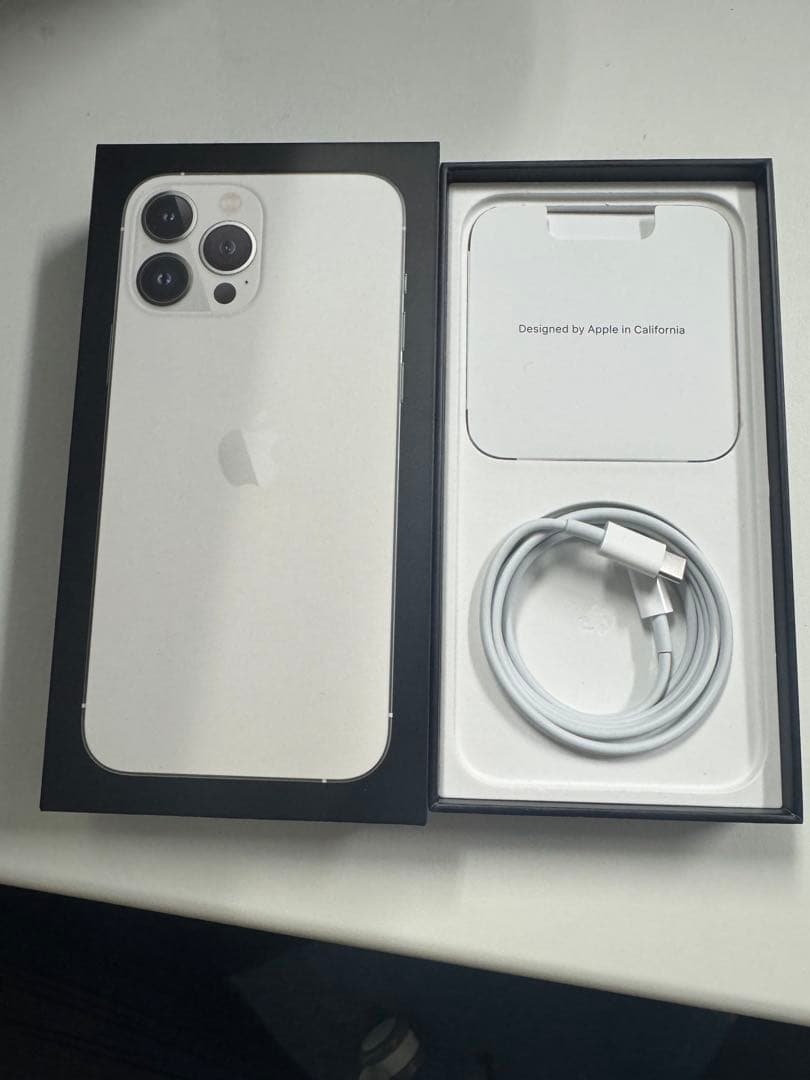 iPhone 13 Pro Max 128GB シルバー　美品