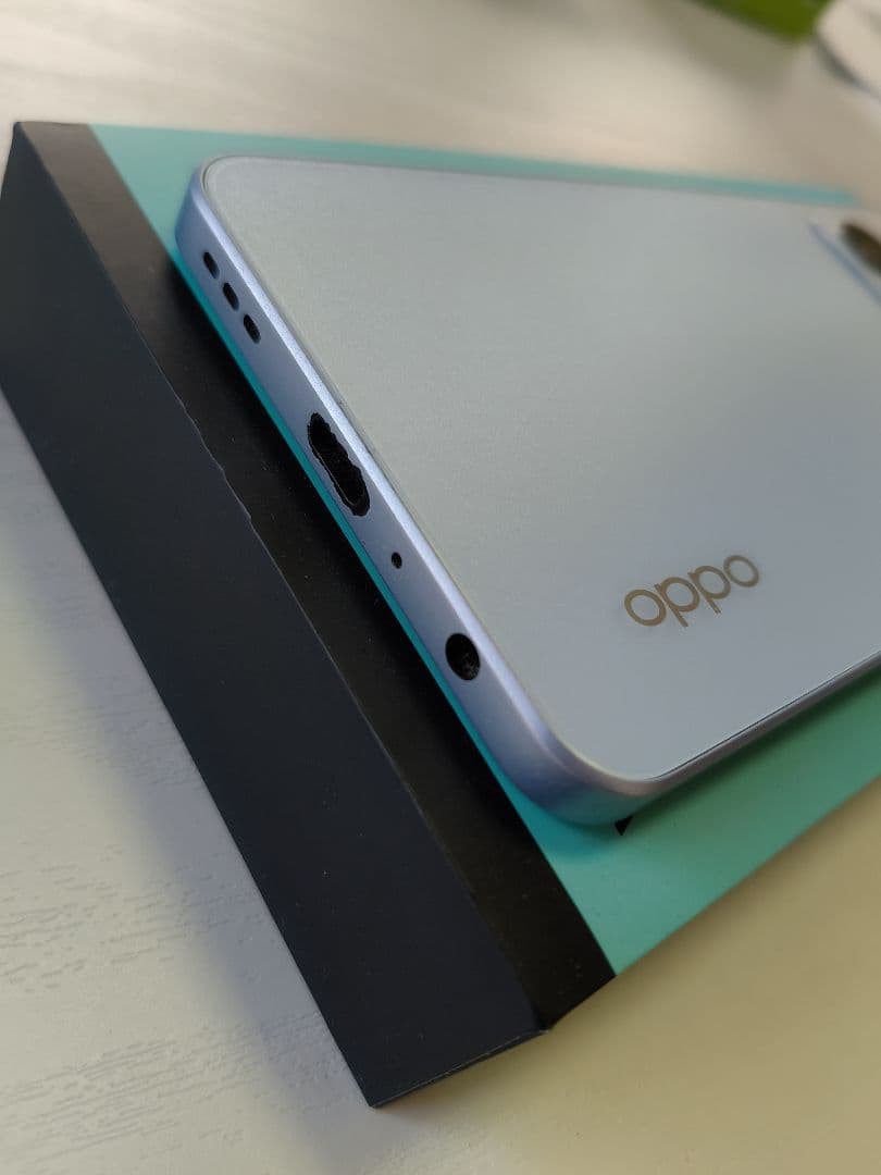 美品　Ymobile版　OPPO Reno7 A 本体　アンドロイドスマホ