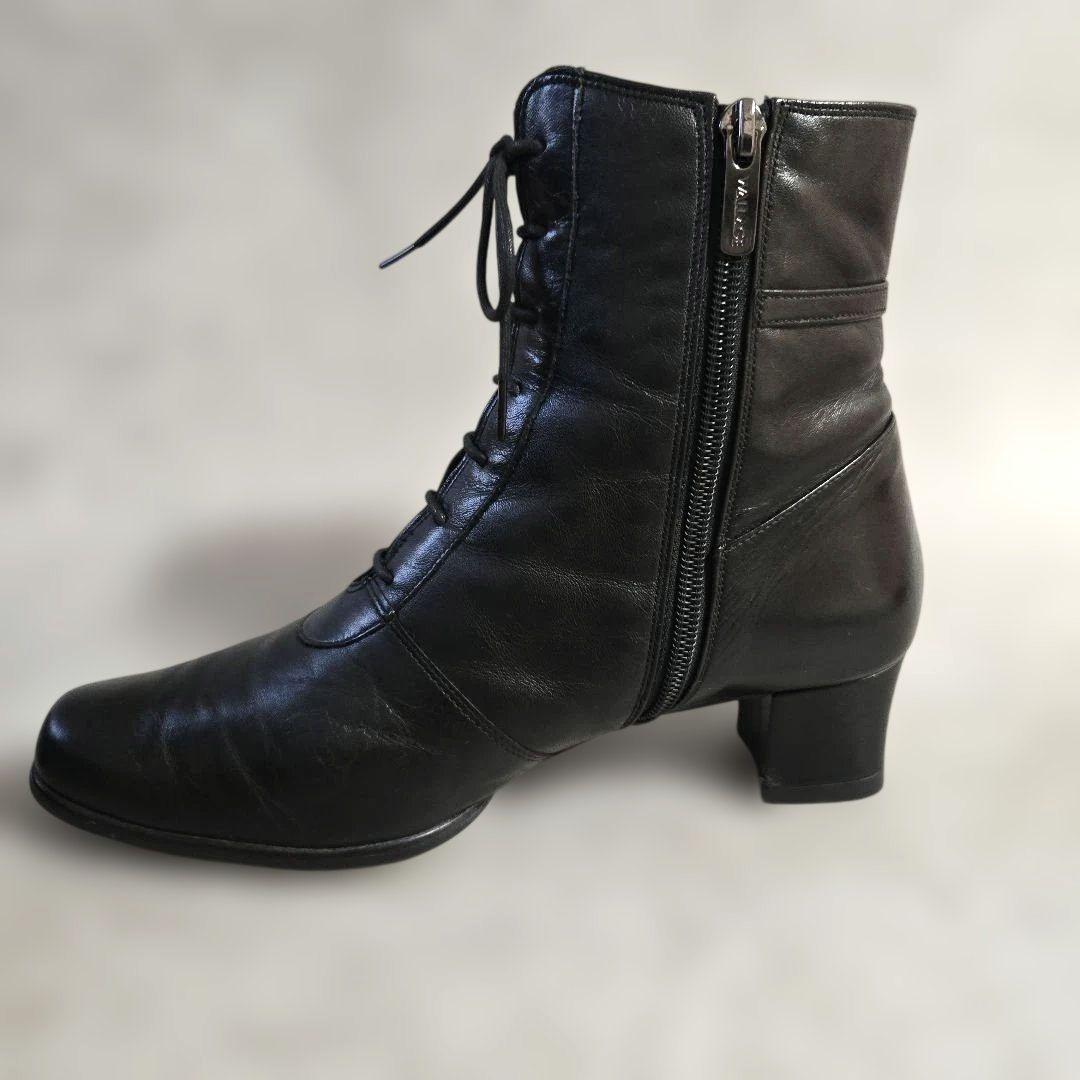 美品asics WALLAGE レースアップブーツ 24cm 3E サイドジップ