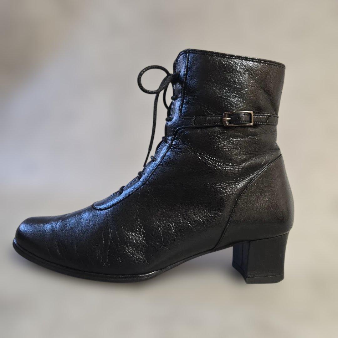 美品asics WALLAGE レースアップブーツ 24cm 3E サイドジップ