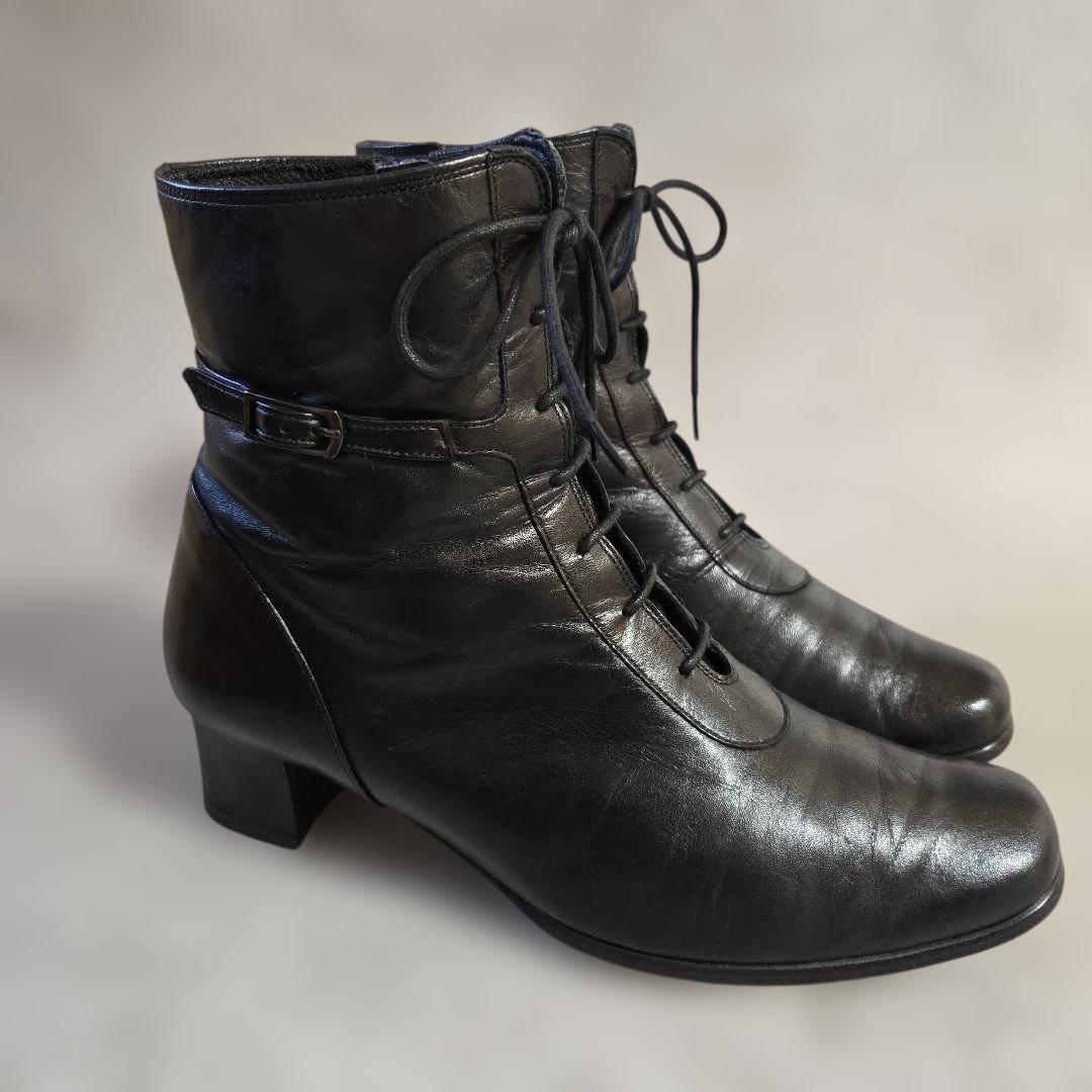 美品asics WALLAGE レースアップブーツ 24cm 3E サイドジップ