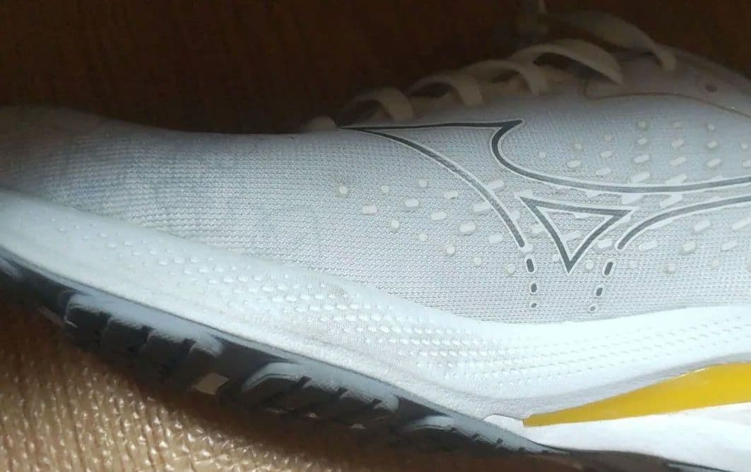 MizunoHonolulu限定ランニングシューズ ホワイト