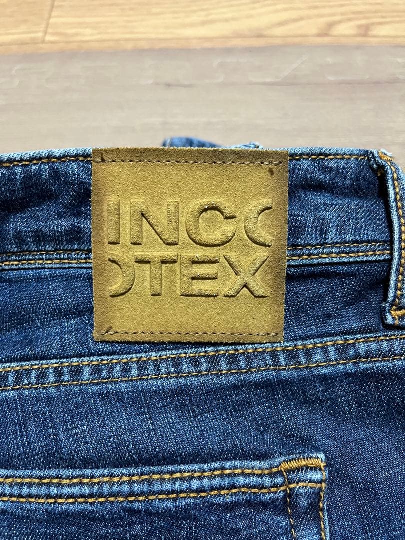 【新品未使用】INCOTEX BLUE DIVISION デニム 32