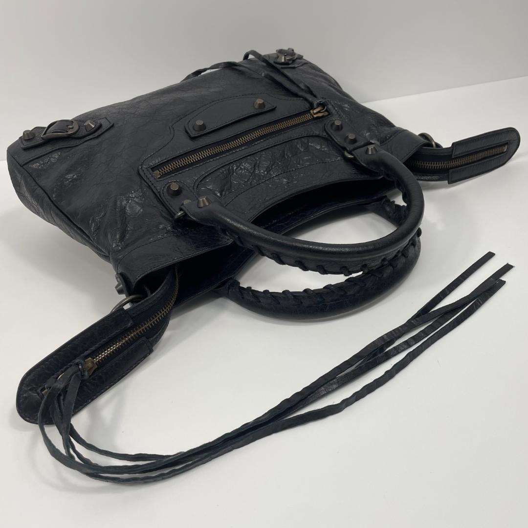 バレンシアガ 240579 クラシック タウン ハンドバッグ MBZ144