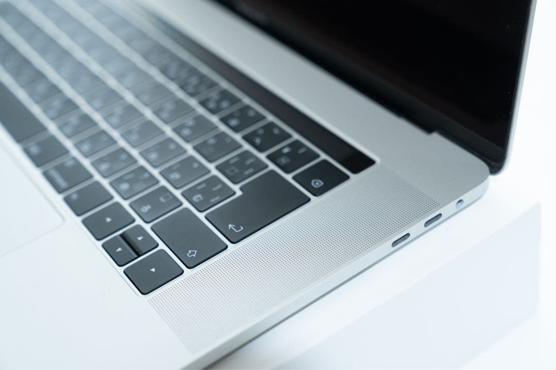 ジャンク MacBook Pro(Retina,15-inch,2017)