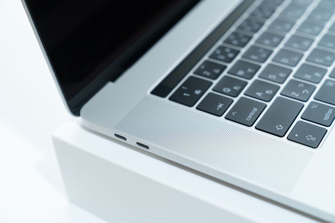ジャンク MacBook Pro(Retina,15-inch,2017)