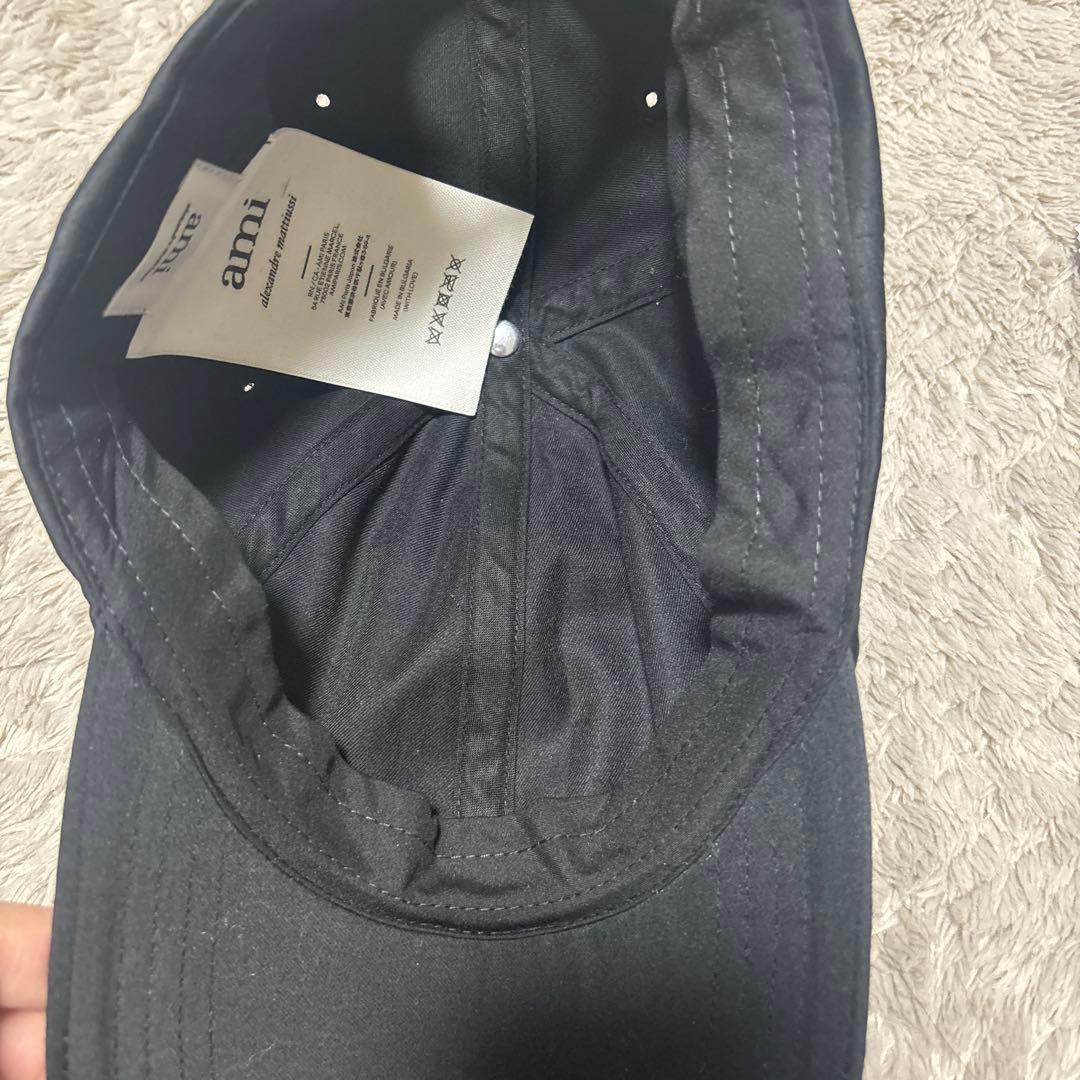美品　amiparis黒 キャップ　アミパリス