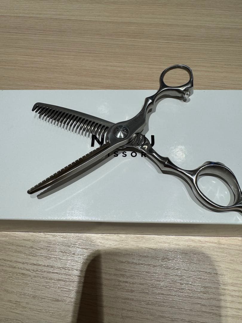 NOBU セニングシザー 5.5インチ